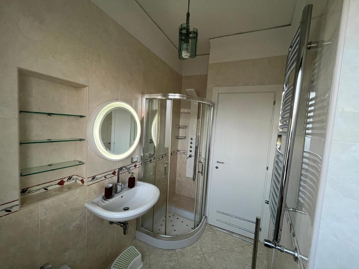 شقة Balcony House نابولي المظهر الخارجي الصورة