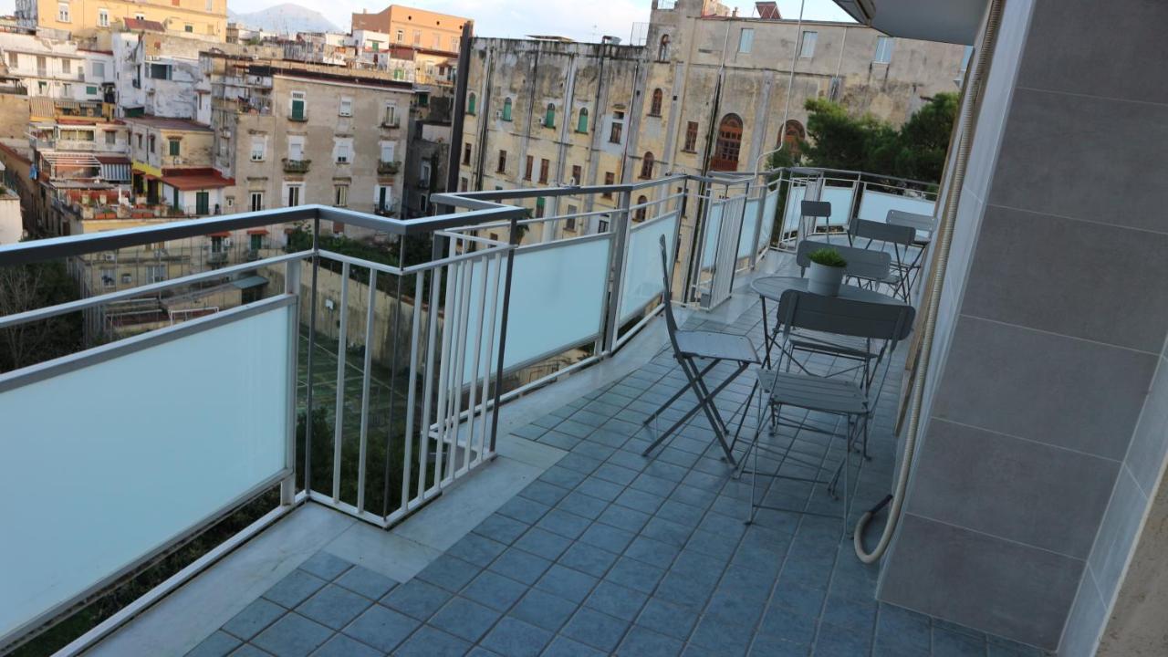 شقة Balcony House نابولي المظهر الخارجي الصورة