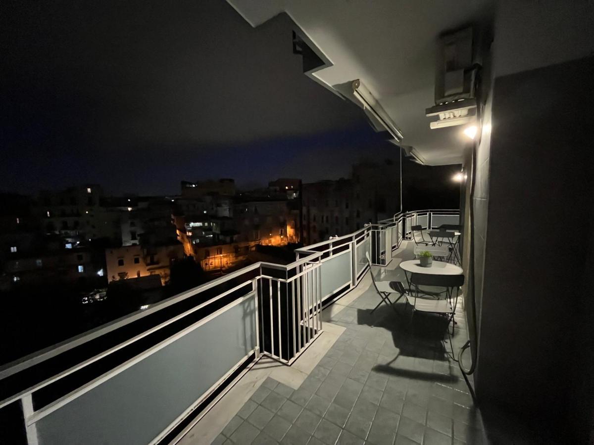شقة Balcony House نابولي المظهر الخارجي الصورة