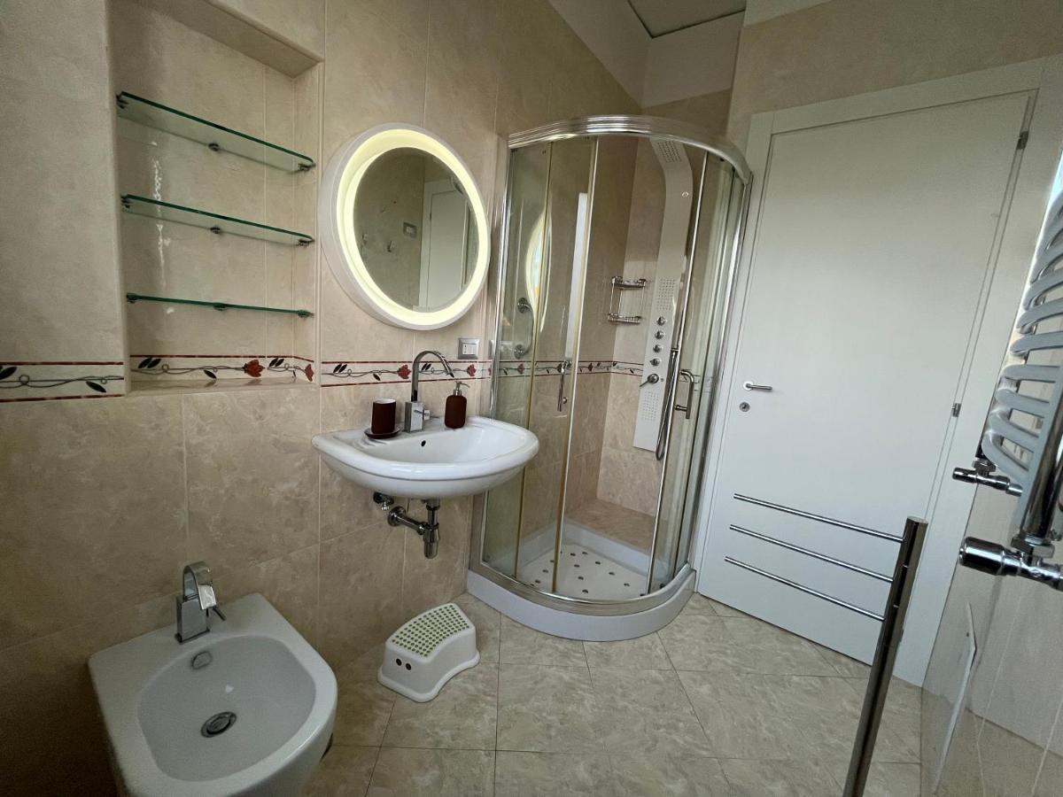 شقة Balcony House نابولي المظهر الخارجي الصورة